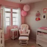 Decorare mobili, porte e armadi rivestendoli con pellicola adesiva