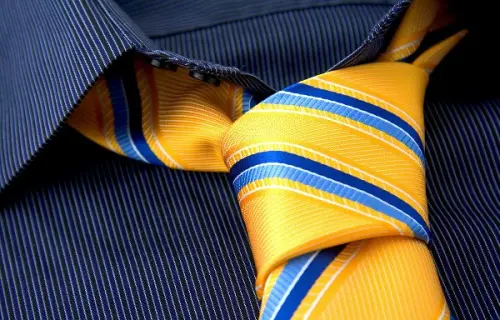 Come fare il nodo alla cravatta