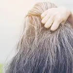 Capelli spenti e sfibrati? Ecco qualche buon consiglio