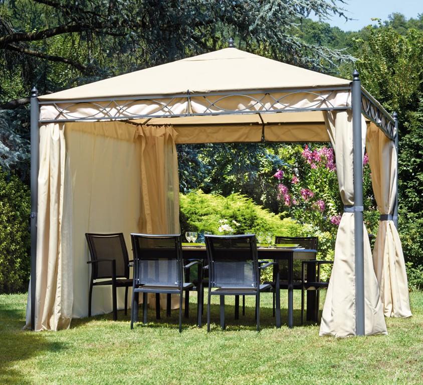 Come scegliere il gazebo in pvc per il giardino