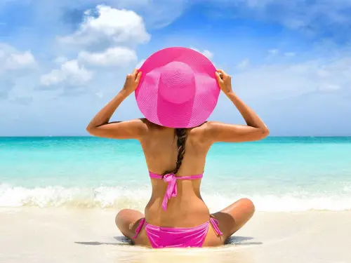 Costumi da bagno: sognando le nuove collezioni moda mare 2020